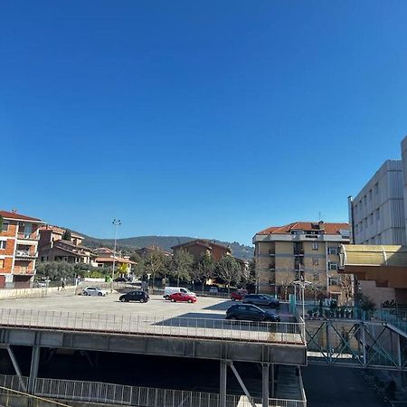 Casa Polly 3 - Ampio Appartamento In Ottima Posizione A Corciano Frazione Ellera Chiugiana Perugia Esterno foto